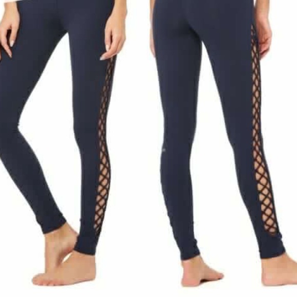 Alo Criss Cross Set in Dark Blue - Picture 3 of 4